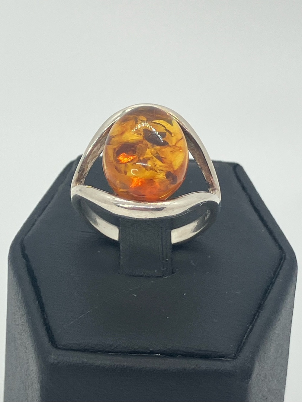 Vtg 925 Baltic Amber Oval Cabochon Sterling Silver Statement Ring Sz 5.5